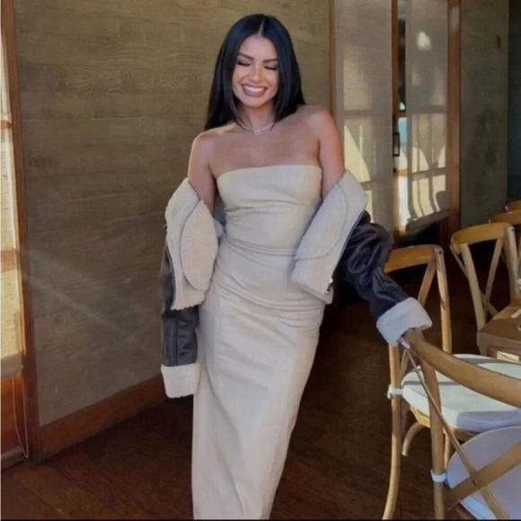 Zara Faux Leather Strapless Midi Dress Beige Blogger Fav Size Small - Picture 15 of 15